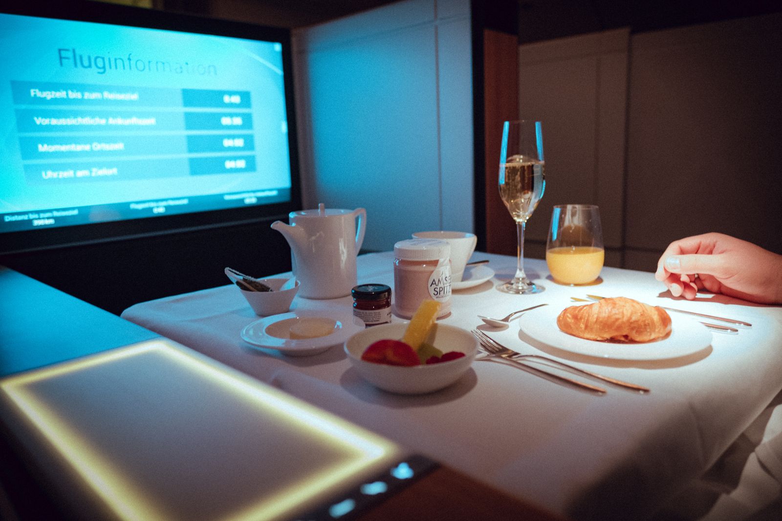 Breakfast in First Class